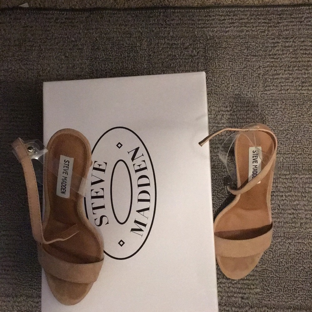 Stylish pair of heels